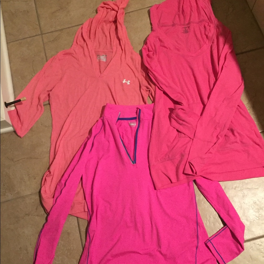 Set of 3 work out pullovers